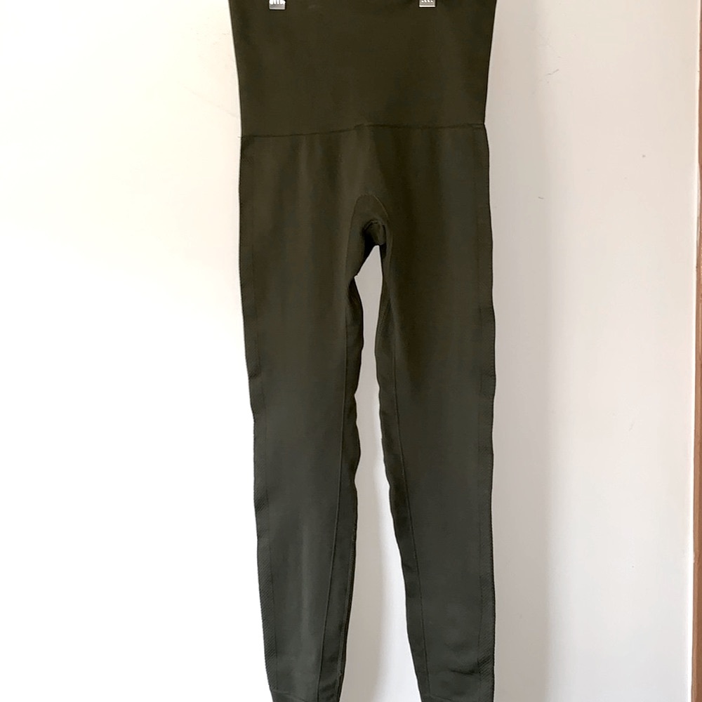 Homma Olive Green Leggings